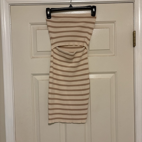 Windsor Beige and White Striped Mini Dress - Picture 1 of 2